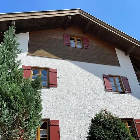 Apartment Am Bergangerl *